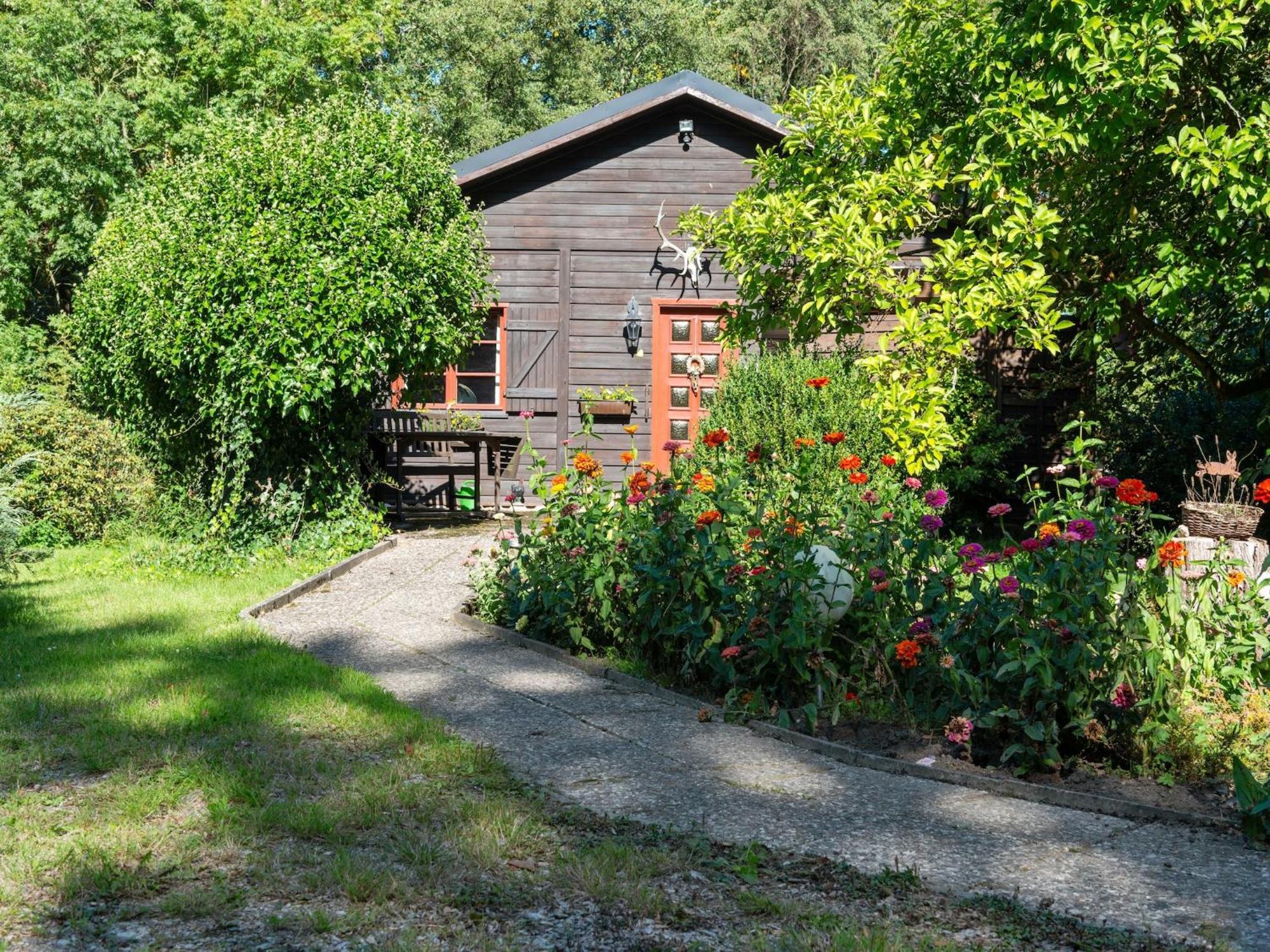 Holiday Home On A Horse Farm In The L Neburg Heath Eschede Bagian luar foto