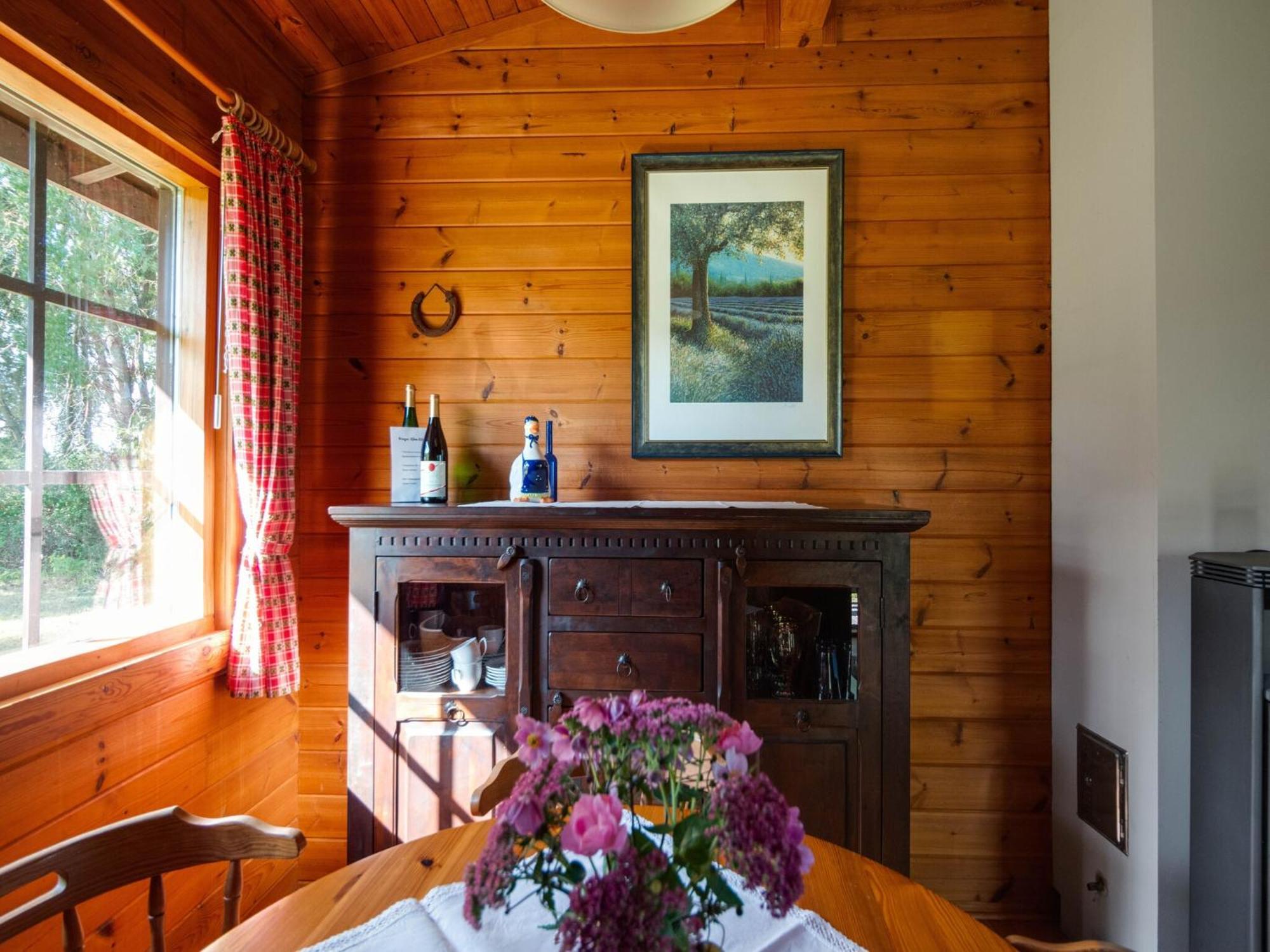 Holiday Home On A Horse Farm In The L Neburg Heath Eschede Bagian luar foto