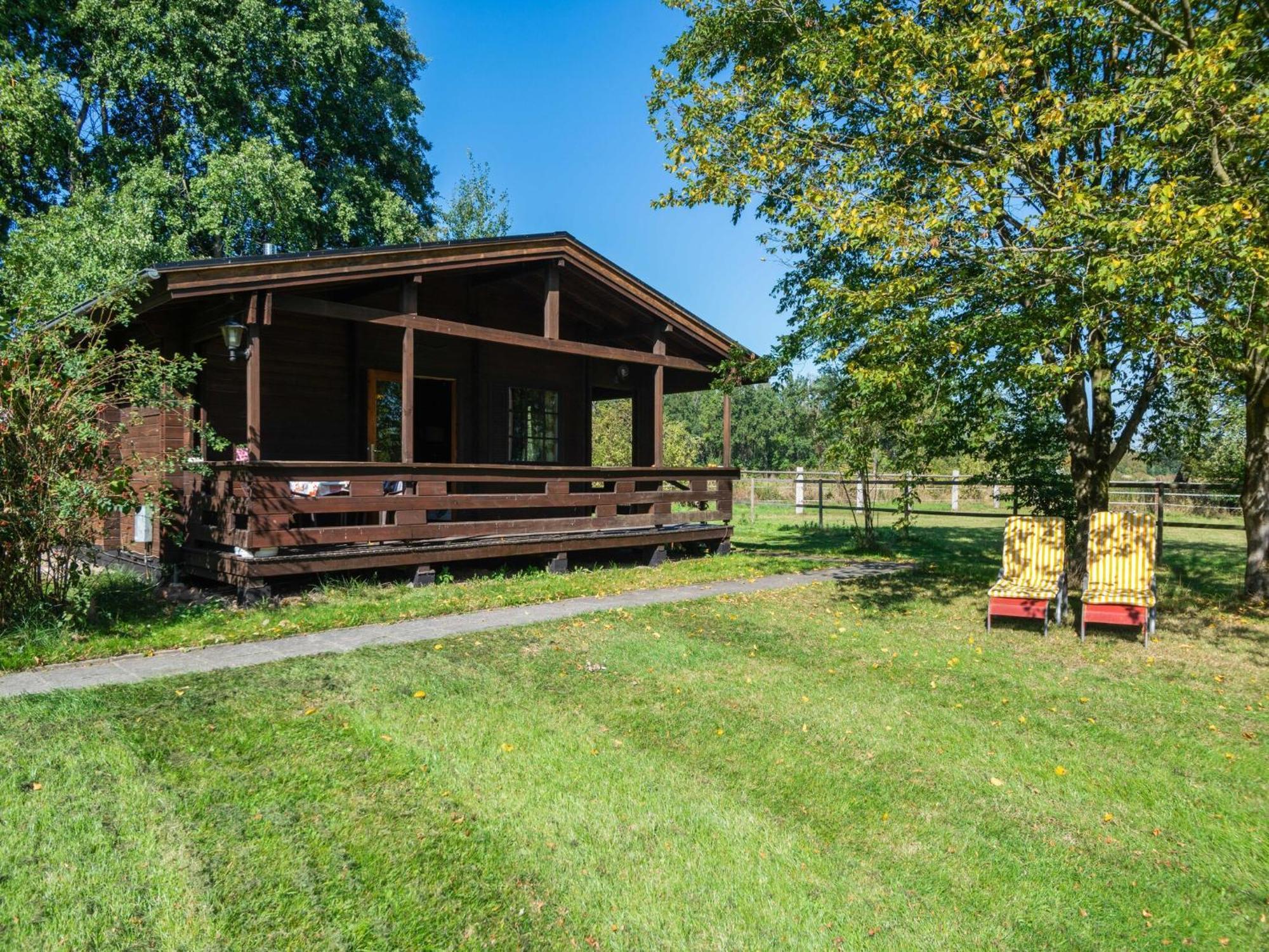 Holiday Home On A Horse Farm In The L Neburg Heath Eschede Bagian luar foto